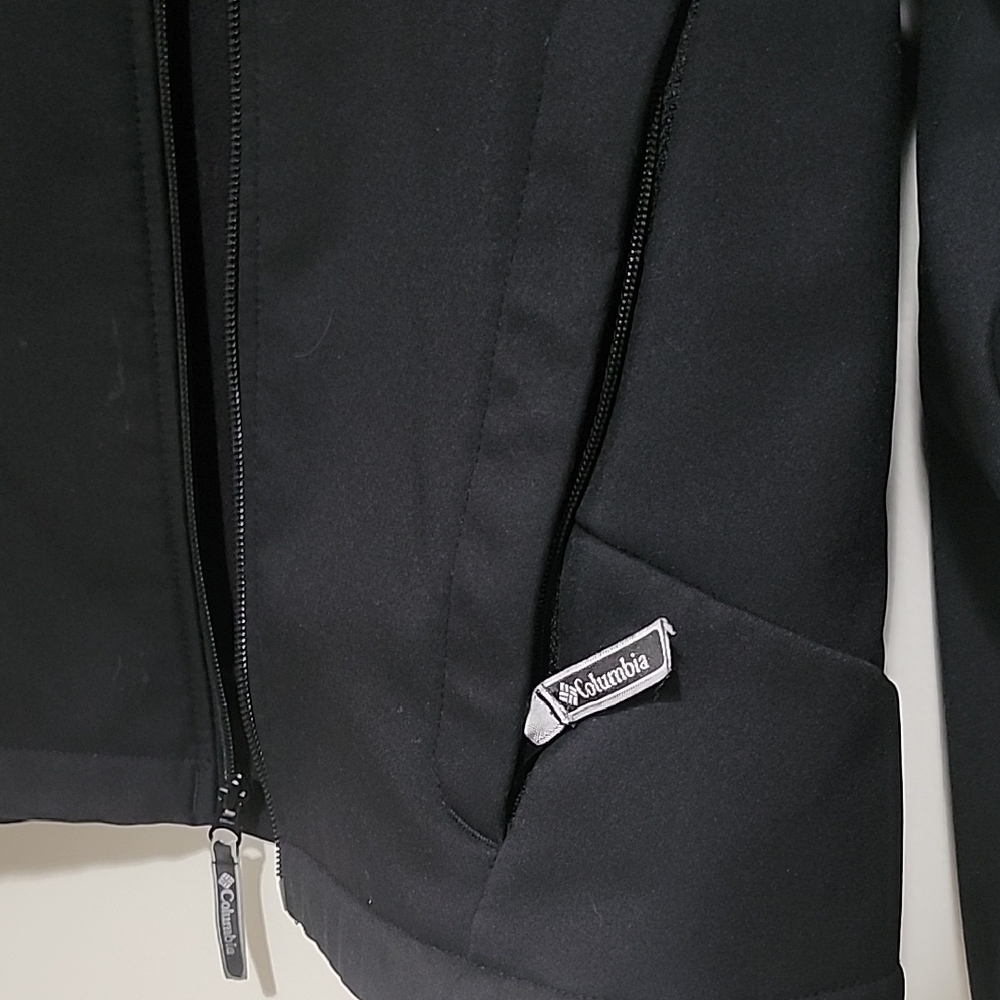 Columbia Black Shell Jacket For Women - Picture 3 of 3